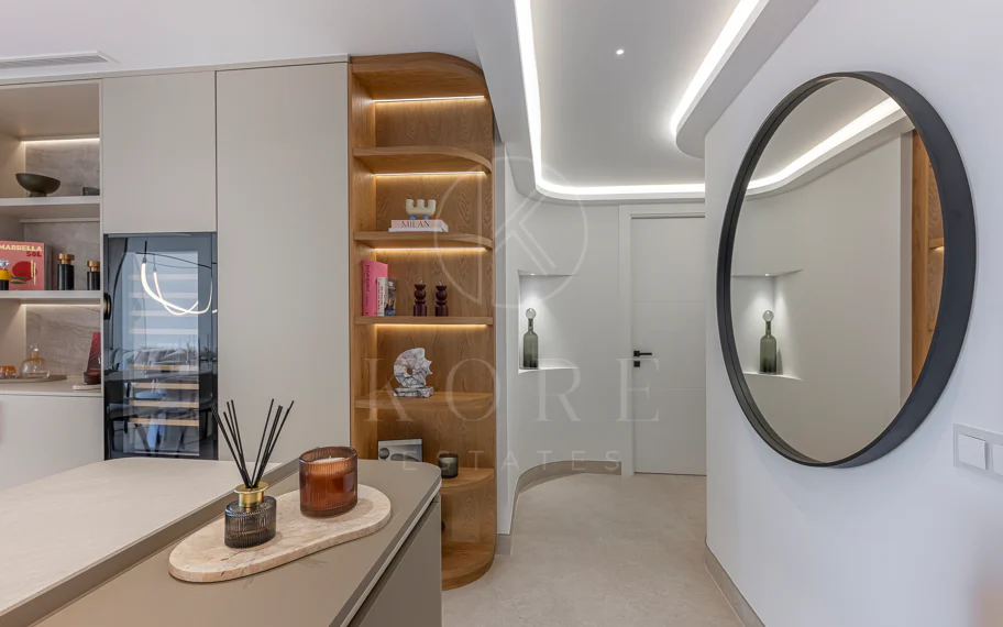 Apartamento moderno en primera línea de playa en Bahía del Velerín