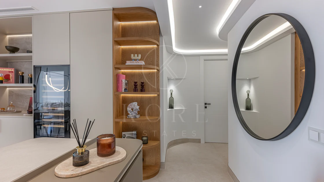 Apartamento moderno en primera línea de playa en Bahía del Velerín