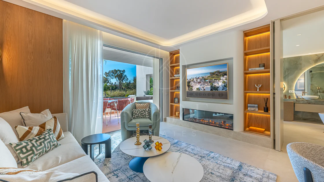 Apartamento moderno en primera línea de playa en Bahía del Velerín