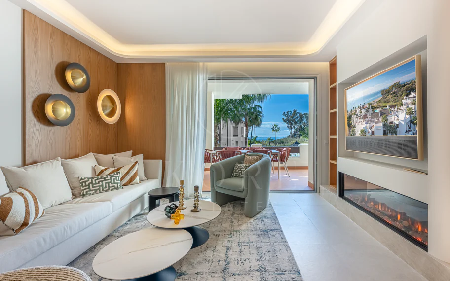 Apartamento moderno en primera línea de playa en Bahía del Velerín
