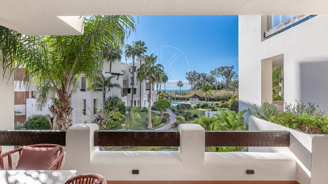 Apartamento moderno en primera línea de playa en Bahía del Velerín