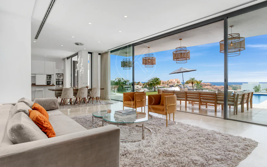 Villa en venta en La Alqueria, Benahavis