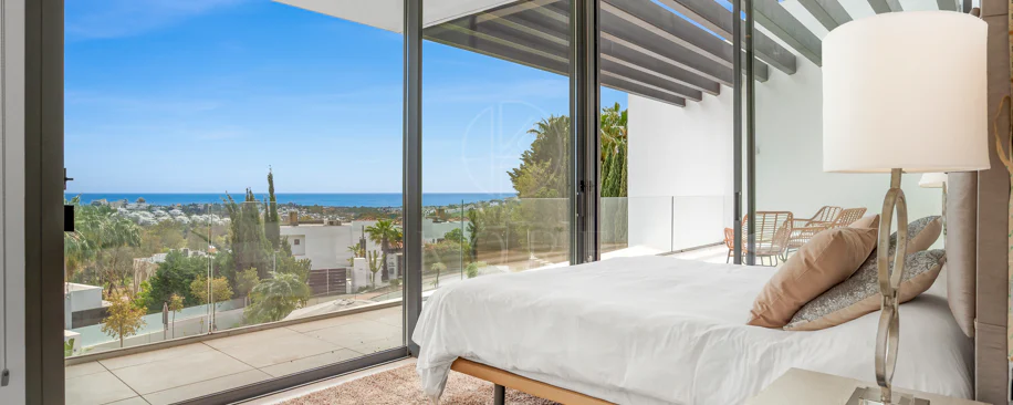 Villa en venta en La Alqueria, Benahavis