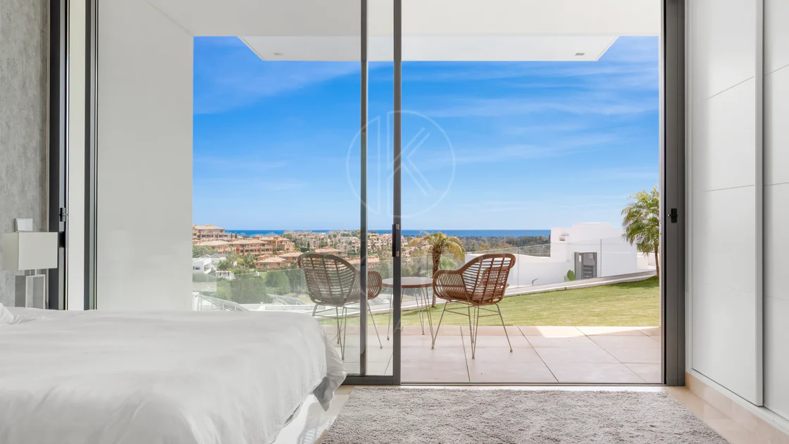 Villa en venta en La Alqueria, Benahavis