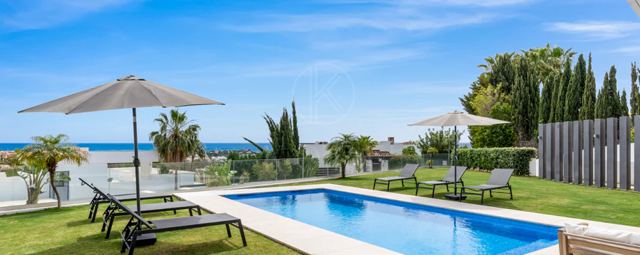 Villa en venta en La Alqueria, Benahavis