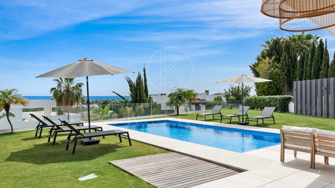 Villa en venta en La Alqueria, Benahavis