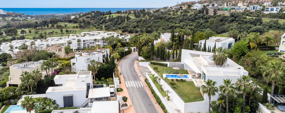Villa en venta en La Alqueria, Benahavis