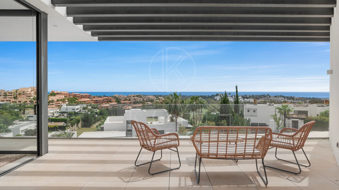 Villa en venta en La Alqueria, Benahavis