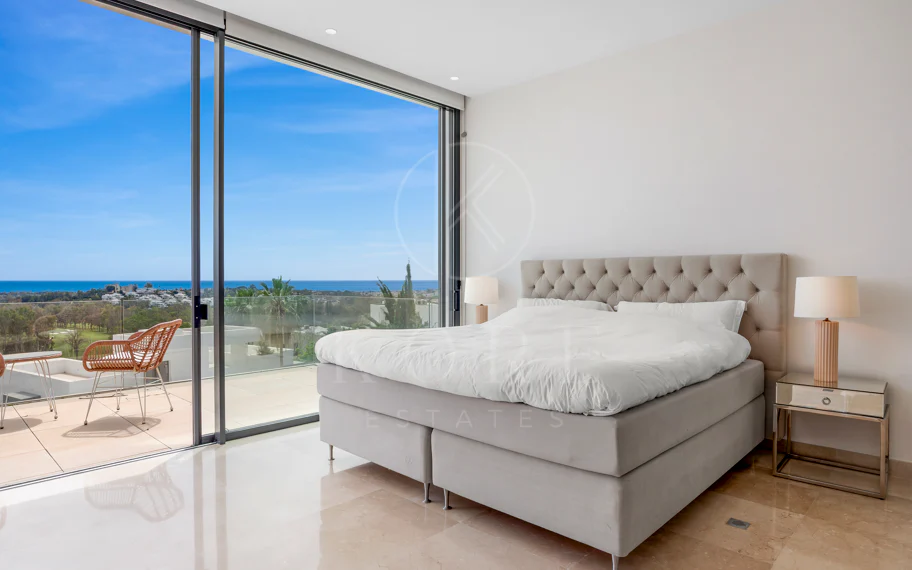 Villa en venta en La Alqueria, Benahavis