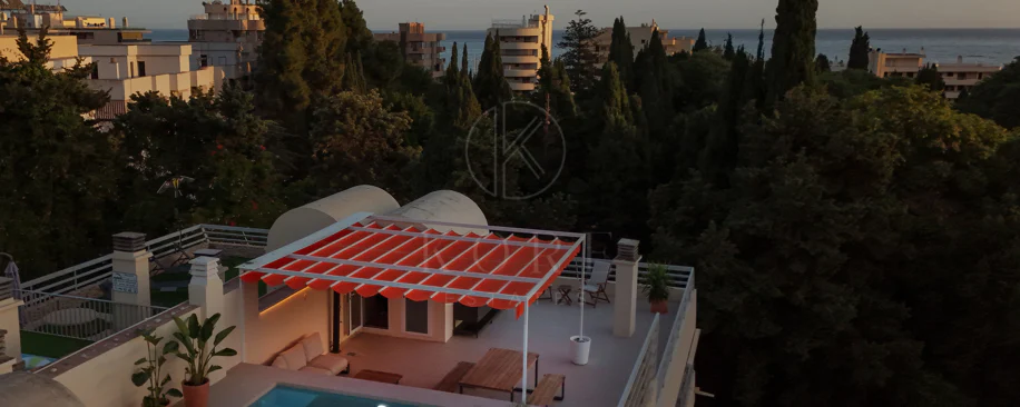 Marbella Penthouse - Private Rooftop Pool & La Concha Views