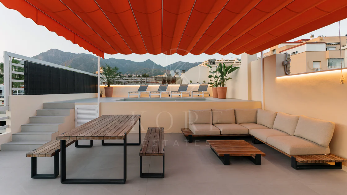 Marbella Penthouse - Private Rooftop Pool & La Concha Views