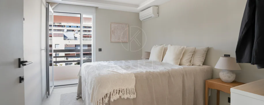 Marbella Penthouse - Private Rooftop Pool & La Concha Views