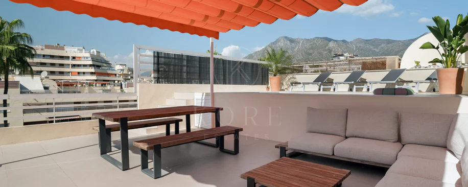 Marbella Penthouse - Private Rooftop Pool & La Concha Views