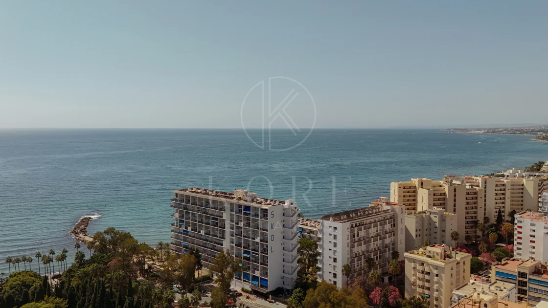 Marbella Penthouse - Private Rooftop Pool & La Concha Views
