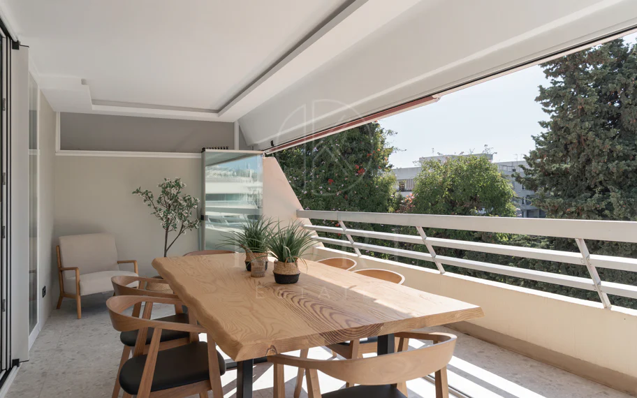 Marbella Penthouse - Private Rooftop Pool & La Concha Views