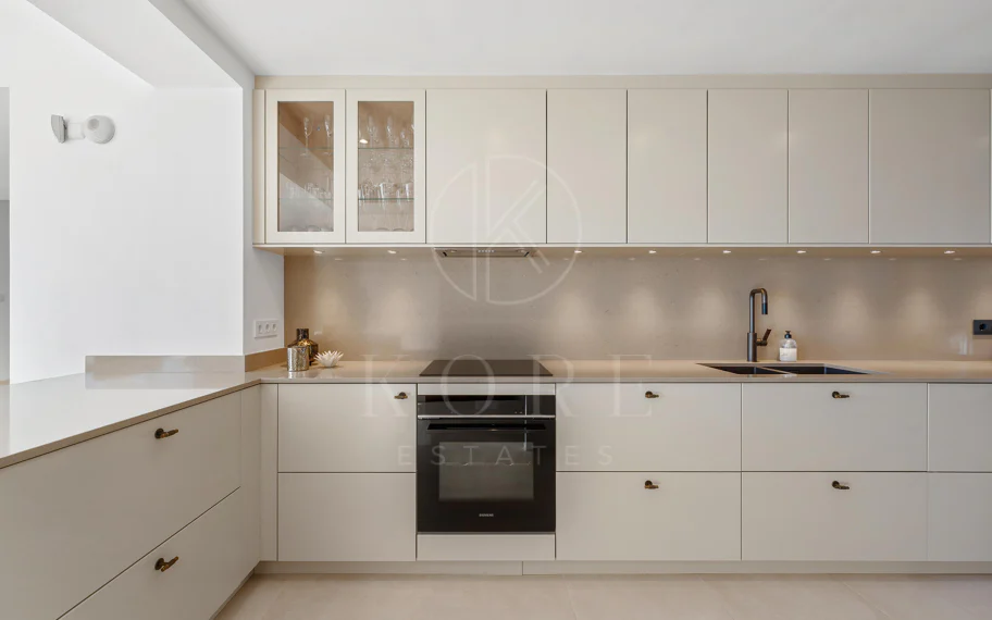 Elegant duplex penthouse in Aloha, Marbella with 3 bedrooms