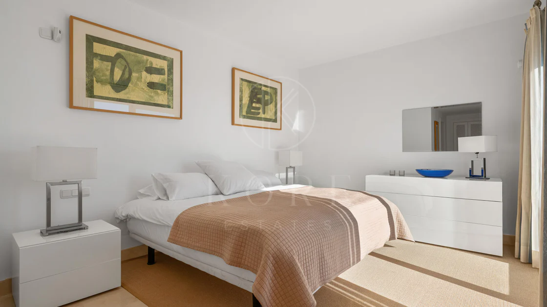 Elegant duplex penthouse in Aloha, Marbella with 3 bedrooms