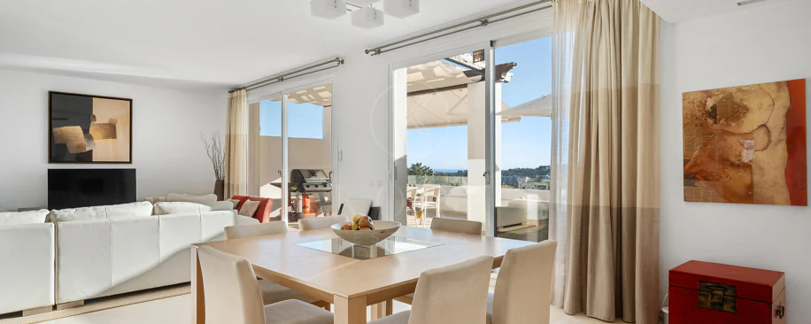 Elegant duplex penthouse in Aloha, Marbella with 3 bedrooms