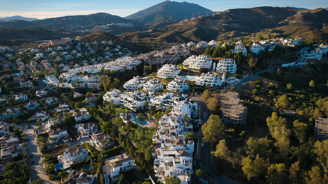 Elegant duplex penthouse in Aloha, Marbella with 3 bedrooms