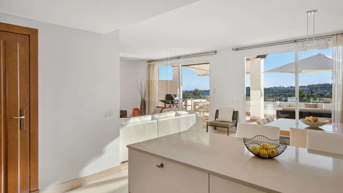 Elegant duplex penthouse in Aloha, Marbella with 3 bedrooms