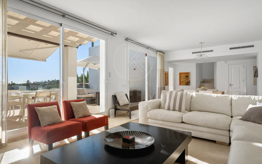 Elegant duplex penthouse in Aloha, Marbella with 3 bedrooms