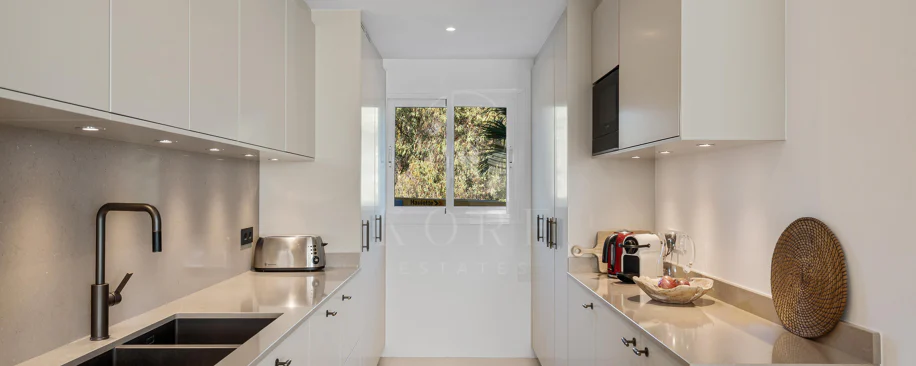 Elegant duplex penthouse in Aloha, Marbella with 3 bedrooms