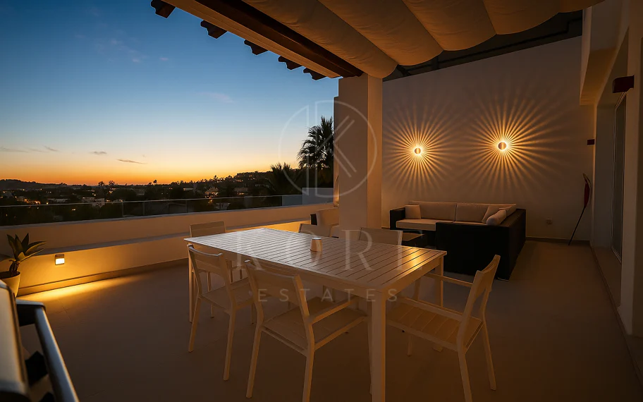 Elegant duplex penthouse in Aloha, Marbella with 3 bedrooms