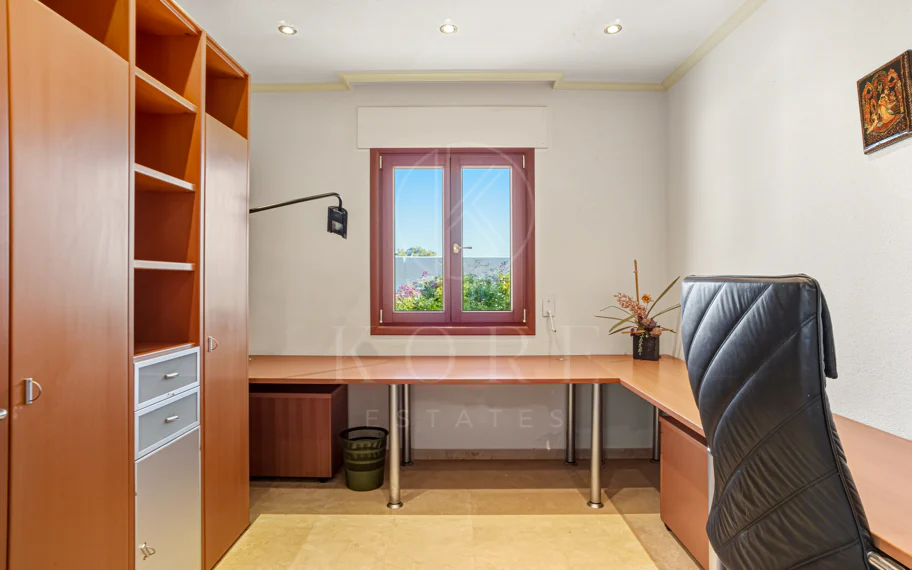 Elegant, southeast facing five bedroom Villa located on the New Golden Mile in Estepona, just steps from the beach