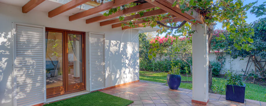 Elegant, southeast facing five bedroom Villa located on the New Golden Mile in Estepona, just steps from the beach