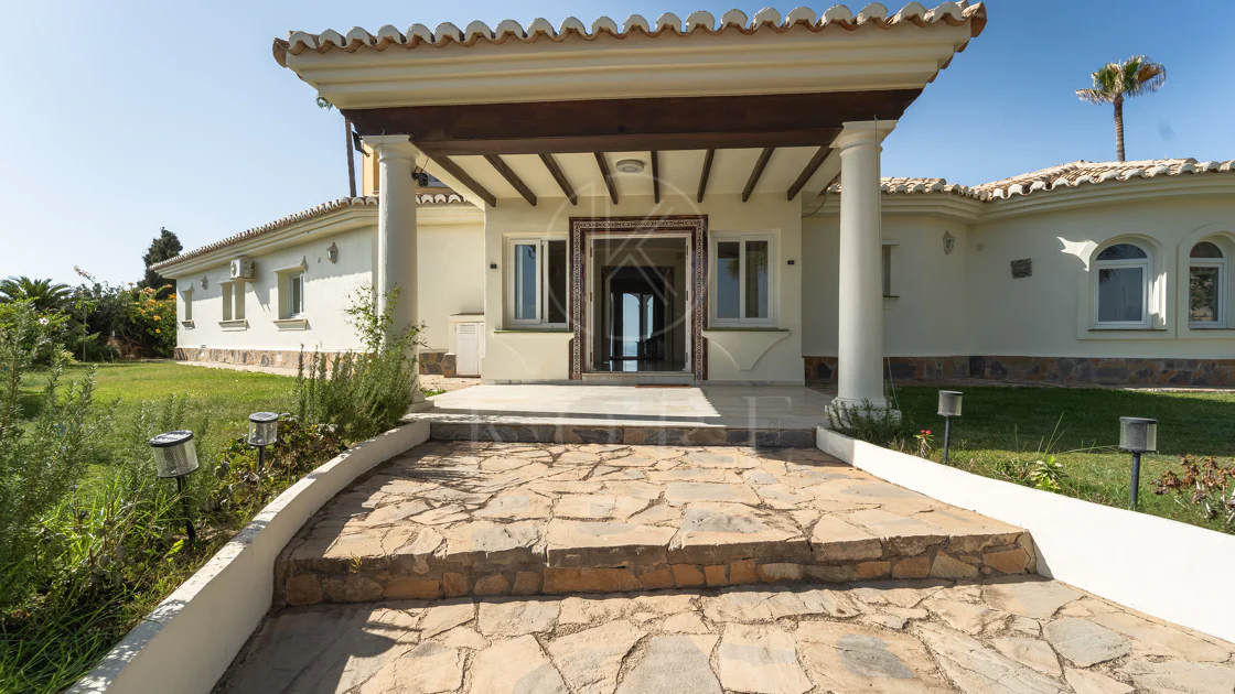 Villa for sale in El Chaparral, Mijas Costa