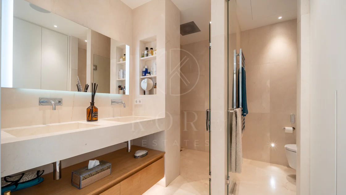 Luxury aparmtment in la Quinta with excellen views