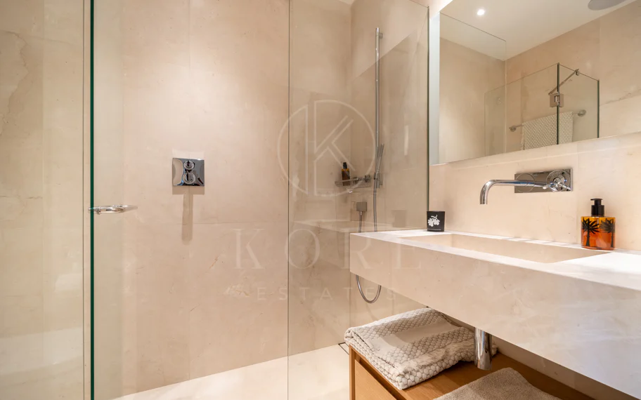 Luxury aparmtment in la Quinta with excellen views