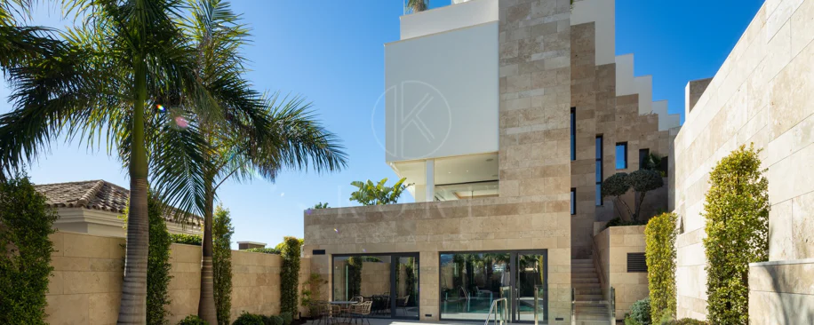 Luxury aparmtment in la Quinta with excellen views