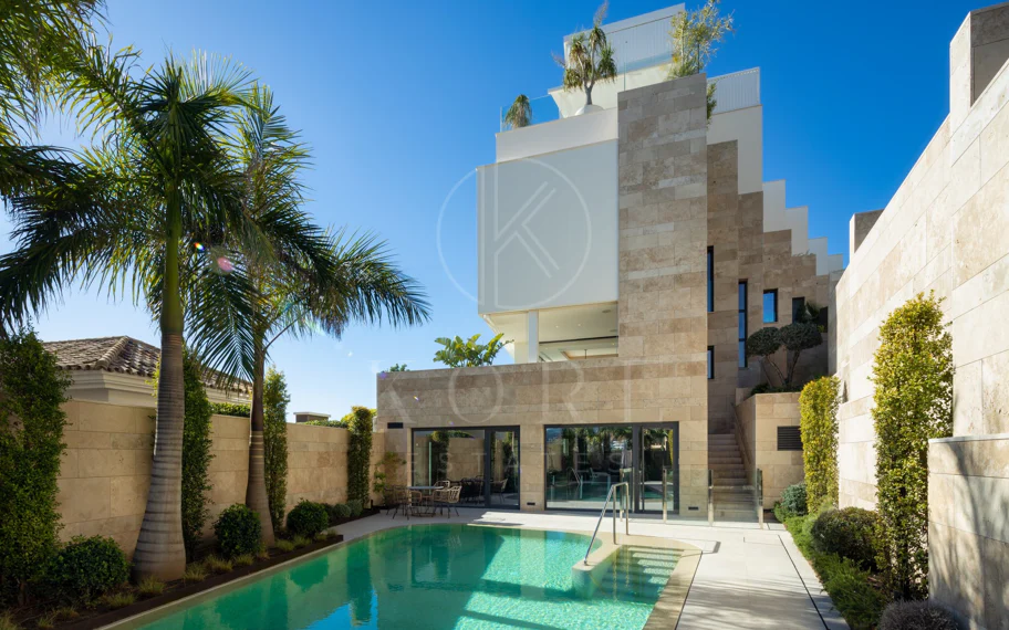Luxury aparmtment in la Quinta with excellen views