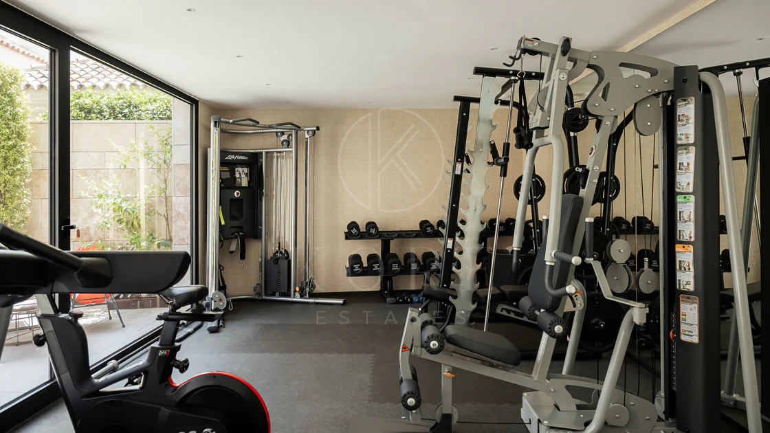 Luxury aparmtment in la Quinta with excellen views