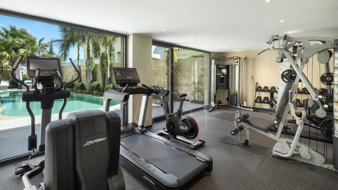 Luxury aparmtment in la Quinta with excellen views