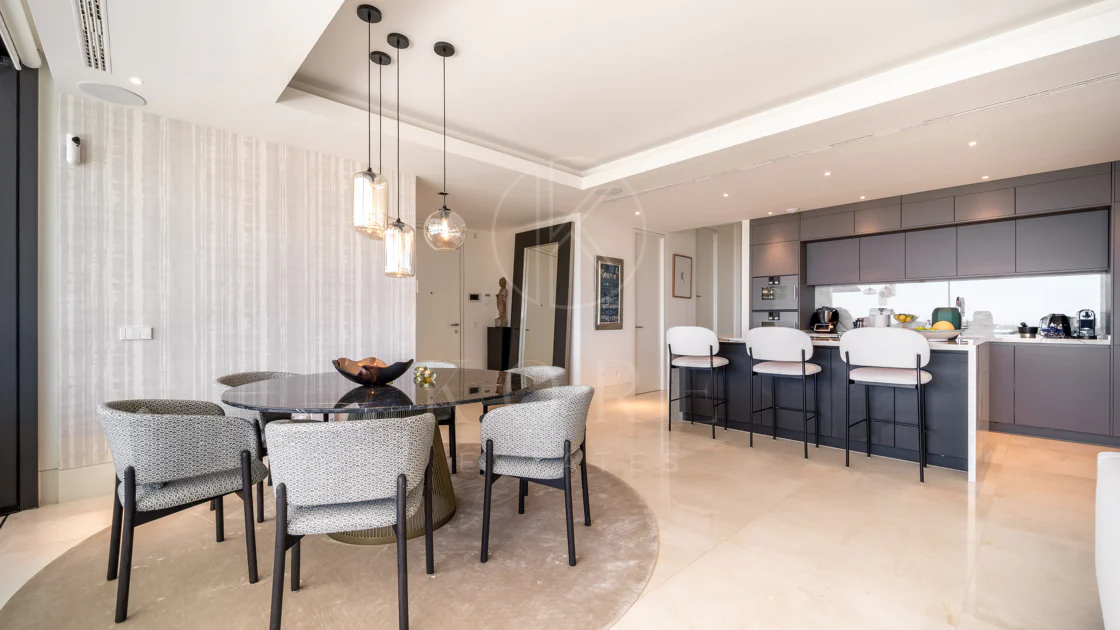 Luxury aparmtment in la Quinta with excellen views