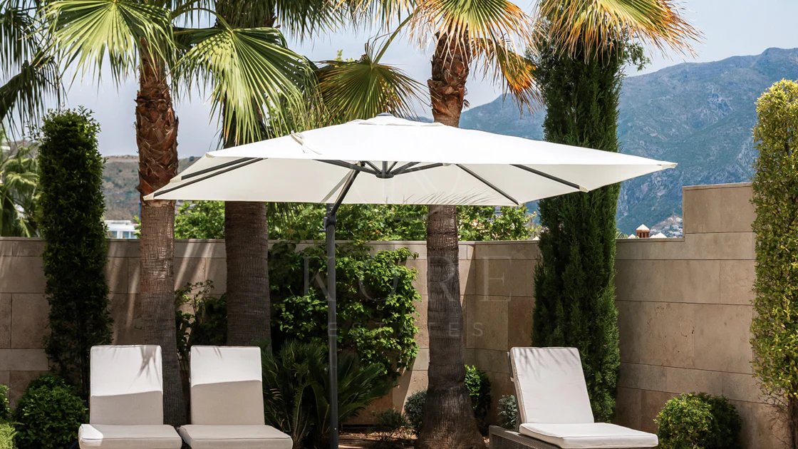 Luxury aparmtment in la Quinta with excellen views