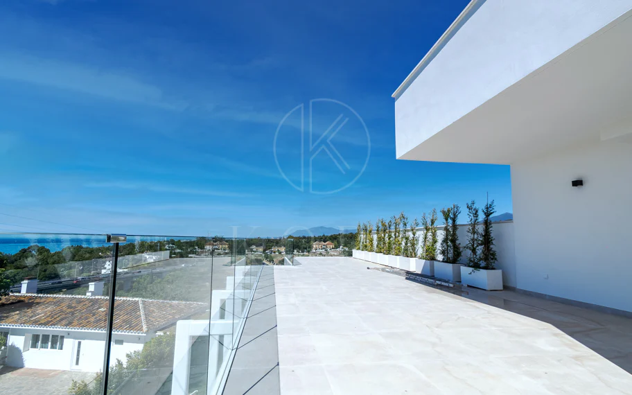 Villa for sale in El Mirador, Marbella