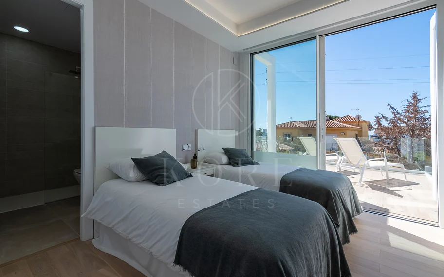 Villa for sale in El Mirador, Marbella