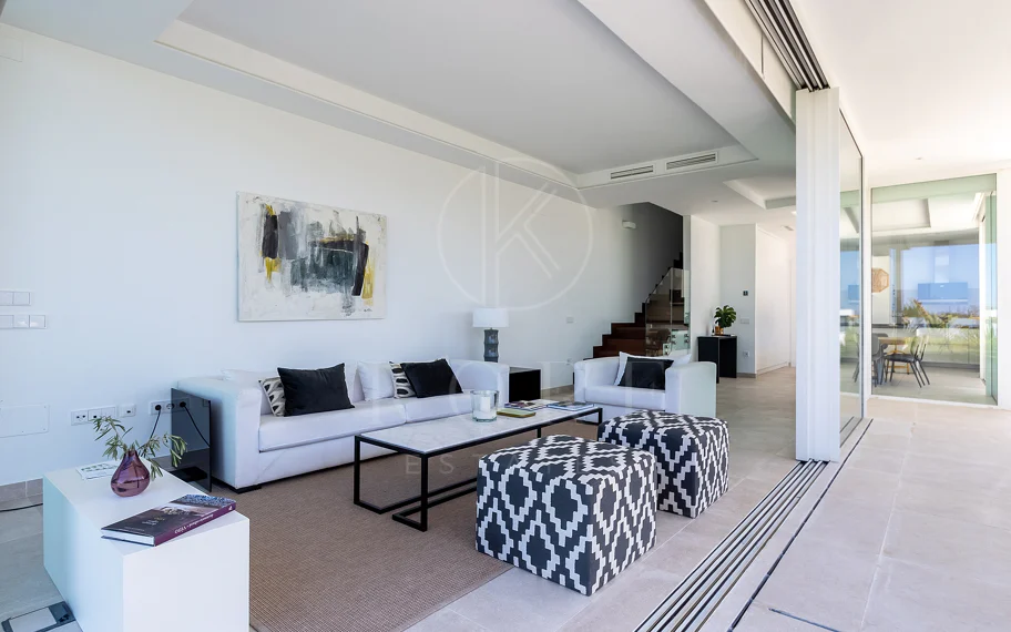 Villa for sale in El Mirador, Marbella