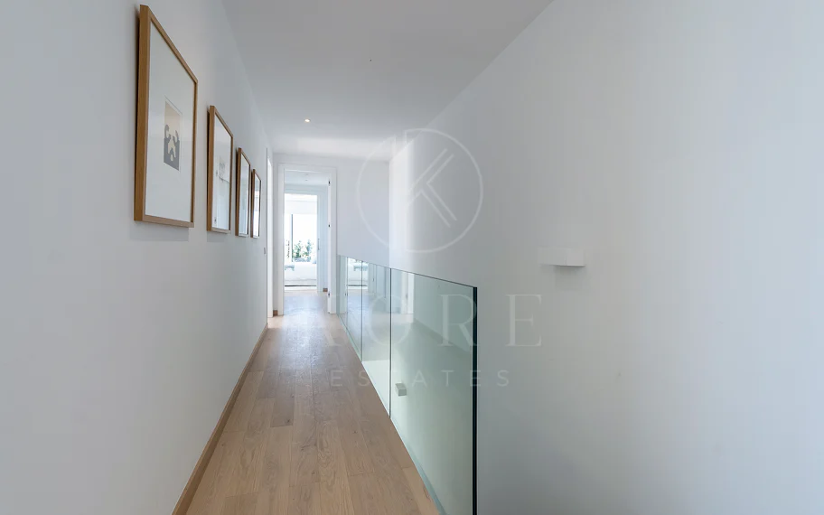 Villa for sale in El Mirador, Marbella