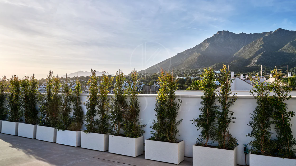 Vilă de vânzare în El Mirador, Marbella