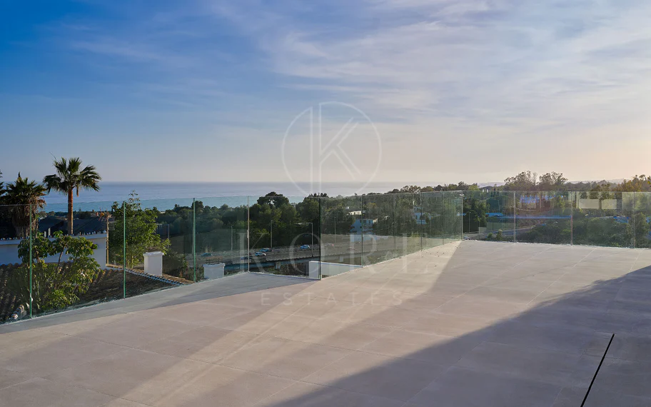 Villa for sale in El Mirador, Marbella