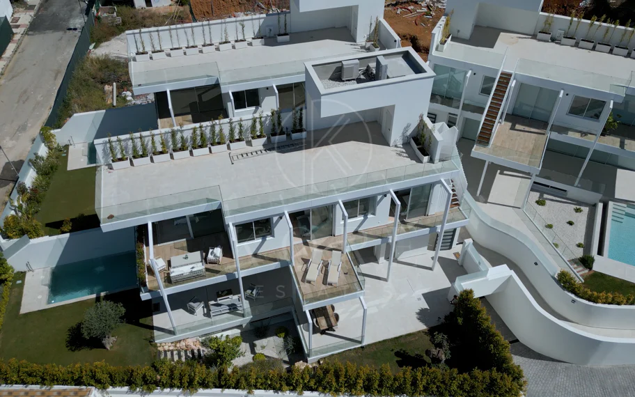 Villa for sale in El Mirador, Marbella