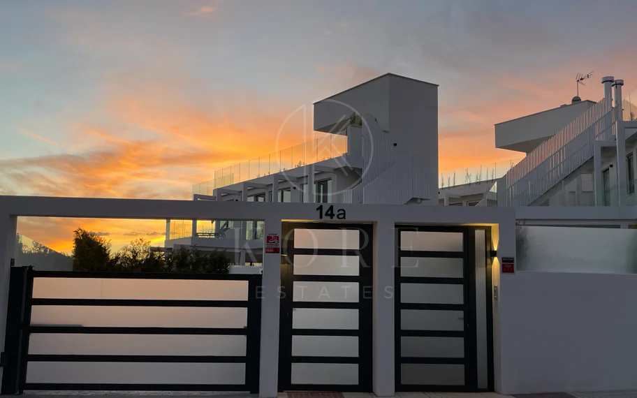 Villa for sale in El Mirador, Marbella