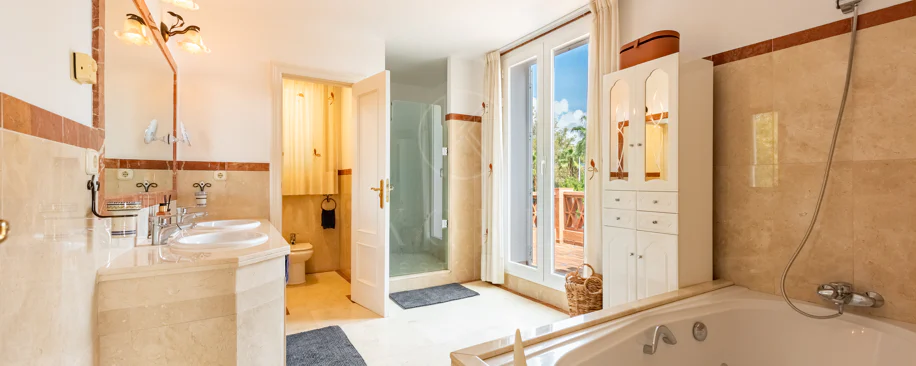 Unique Frontline Beach Villa in La Perla de la Bahía, Casares