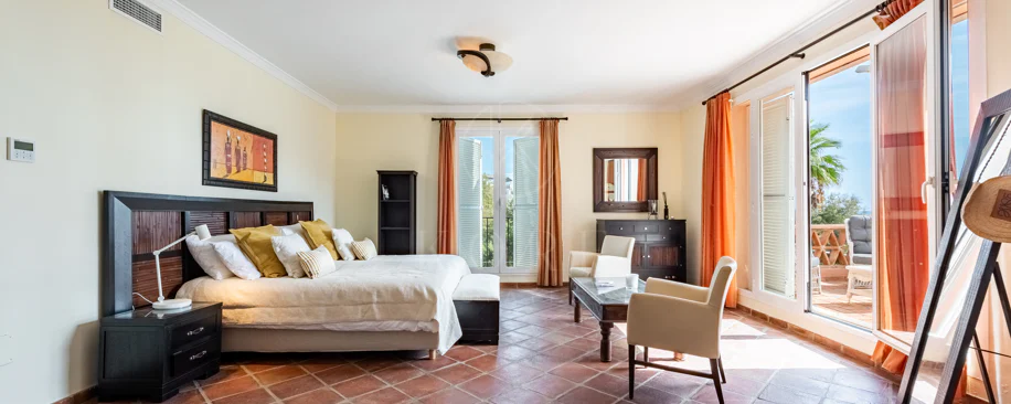 Unique Frontline Beach Villa in La Perla de la Bahía, Casares