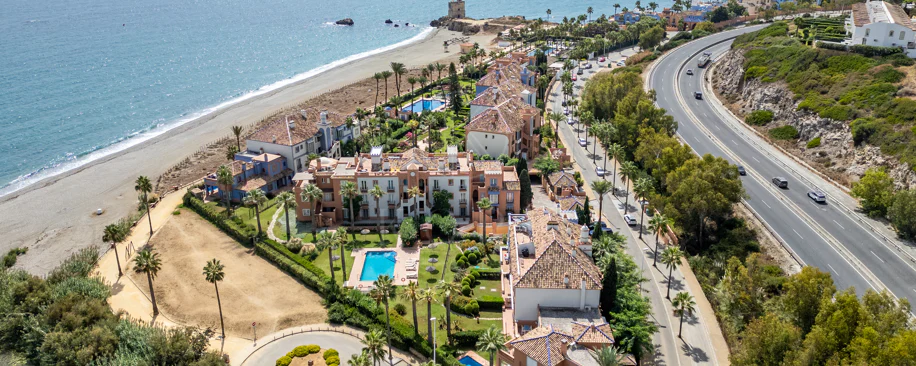 Unique Frontline Beach Villa in La Perla de la Bahía, Casares