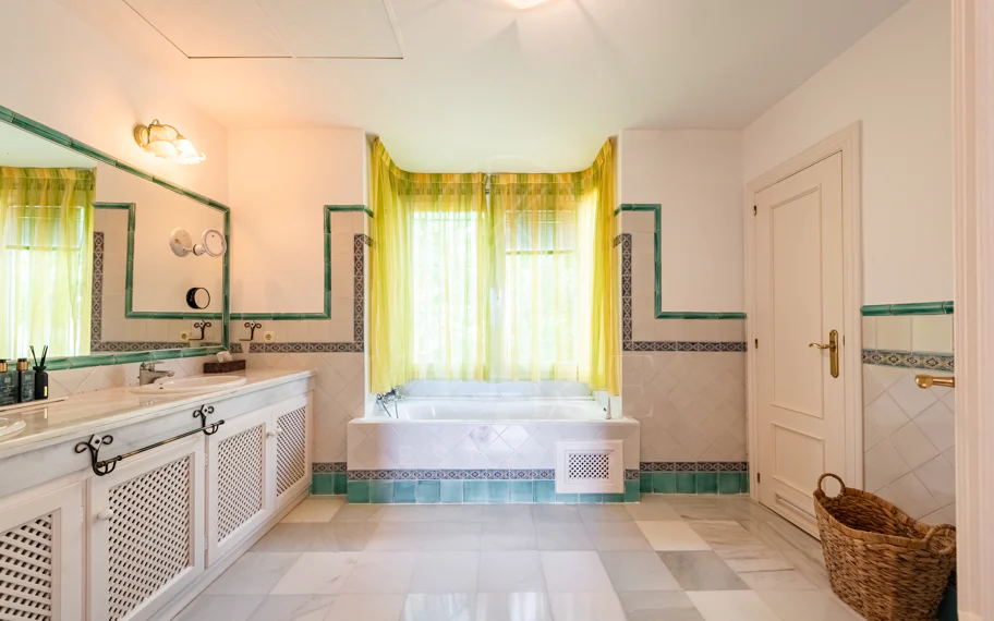 Unique Frontline Beach Villa in La Perla de la Bahía, Casares